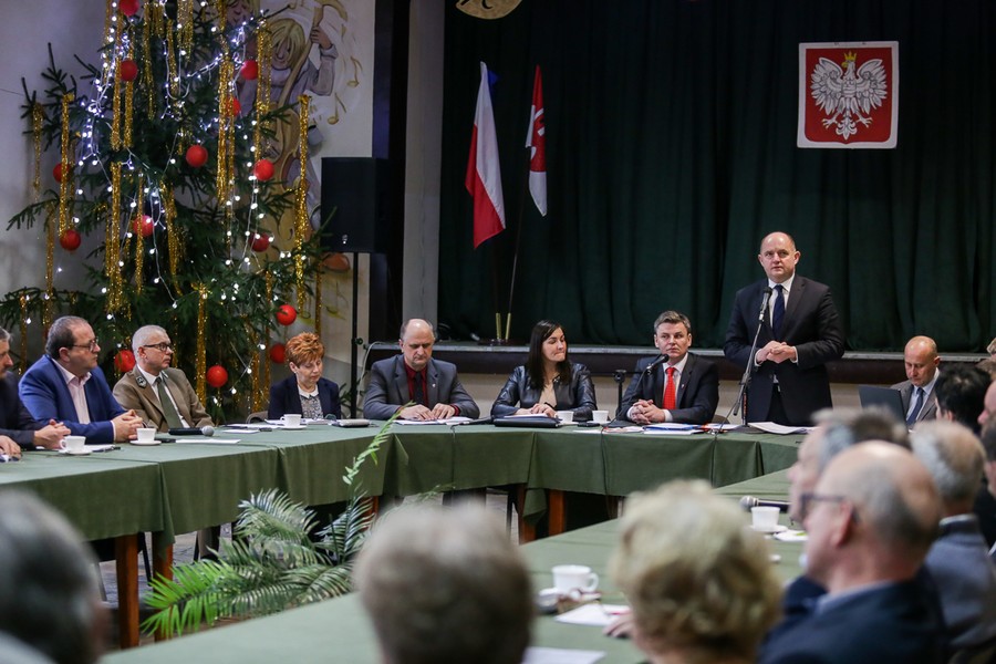 07.12.2017, Posiedzenie Rady Gminy w Gąsawie, fot. Filip Kowalkowski
