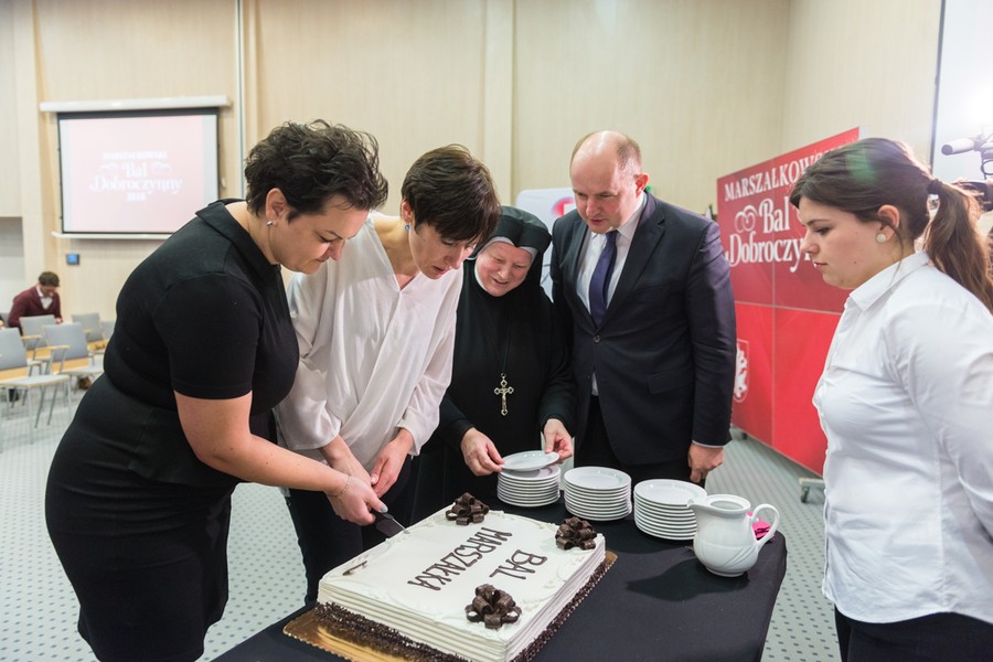 08.03.2018 – Podsumowanie VIII Marszałkowskiego Balu Dobroczynnego, na którym zebrano 217 tysięcy złotych, fot. Łukasz Piecyk