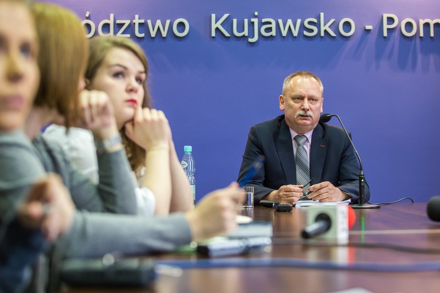 11.04.2018 Konferencja prasowa sekretarza województwa Marka Smoczyka na temat nowego podziału regionu na okręgi wyborcze do sejmiku, fot. Szymon Zdziebło/tarantoga.pl