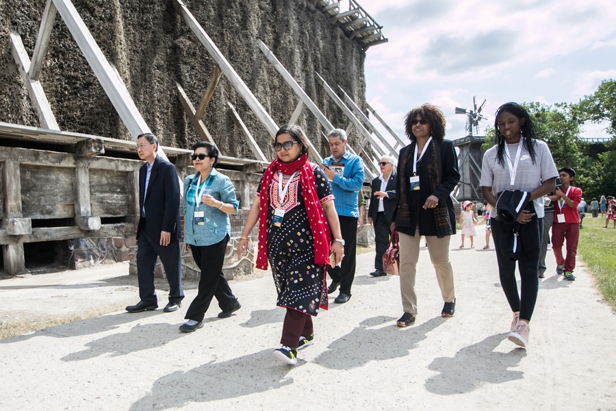 Wizyta akredytowanych w Polsce przedstawicieli misji dyplomatycznych w Ciechocinku i Kłóbce, fot. Andrzej Goiński