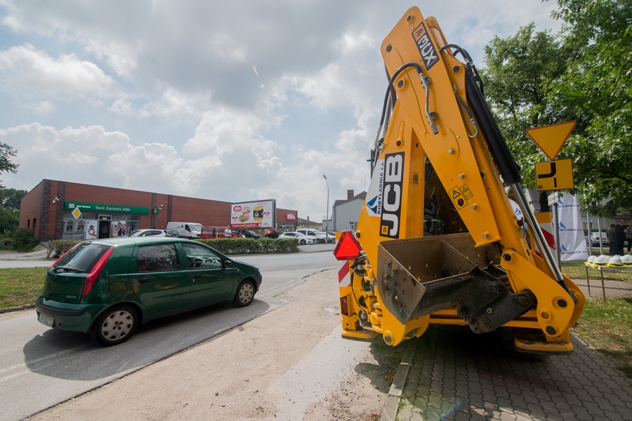 Rozpoczęcie przebudowy drogi wojewódzkiej nr 255 w Pakości, fot. Łukasz Piecyk