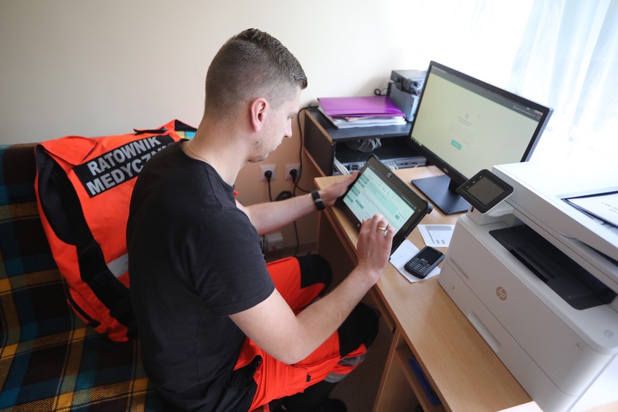 Otwarcie podstacji pogotowia ratunkowego we Włocławku, fot. Andrzej Goiński