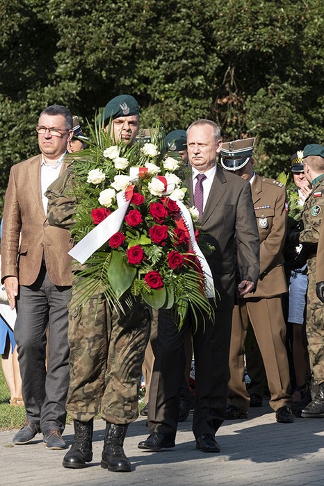 Toruńskie obchody 74. rocznicy wybuchu Powstania Warszawskiego fot. Wojtek Szabelski, UMT