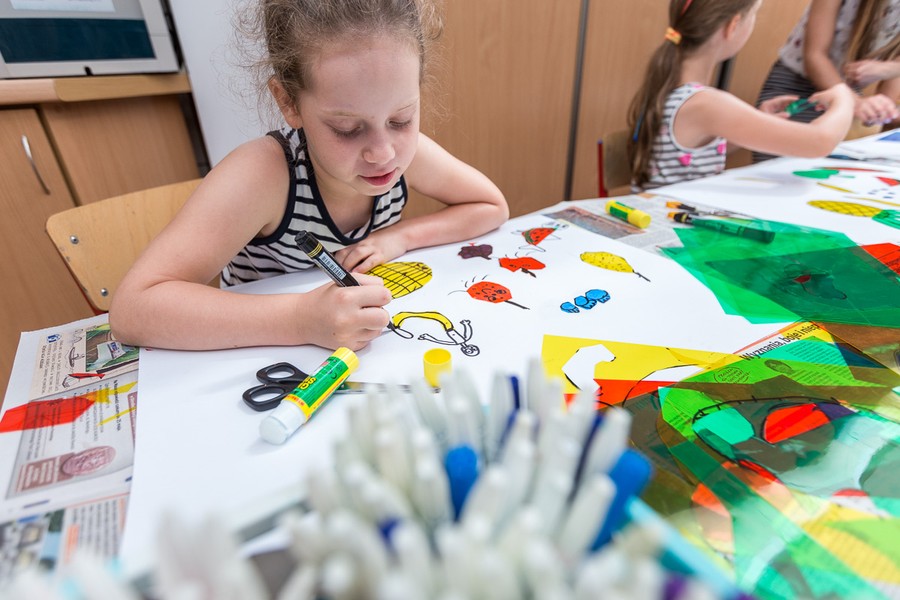 Wakacyjne zajęcia w Galerii i Ośrodku Plastycznej Twórczości Dziecka, fot. Szymon Zdziebło/tarantoga.pl