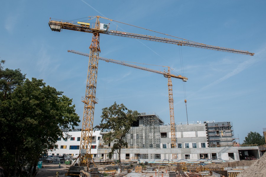 Wizytacja szpitala na Bielanach po sześciuset dniach od rozpoczęcia budowy, 30 sierpnia 2018 r., fot. Łukasz Piecyk