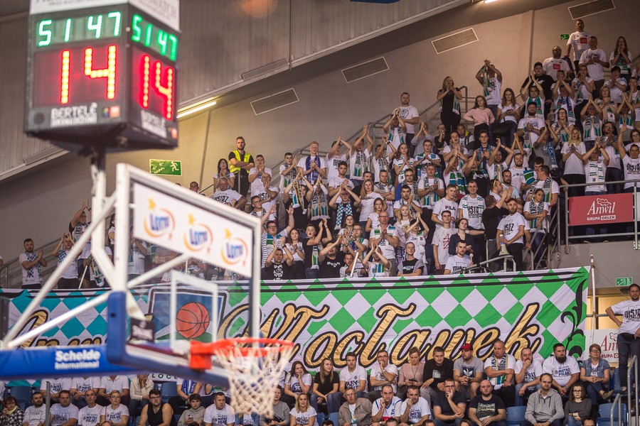 Mecz Anwil Włocławek z drużyną Wilki Morskie ze Szczecina, fot. Szymon Zdziebło/Tarantoga.pl