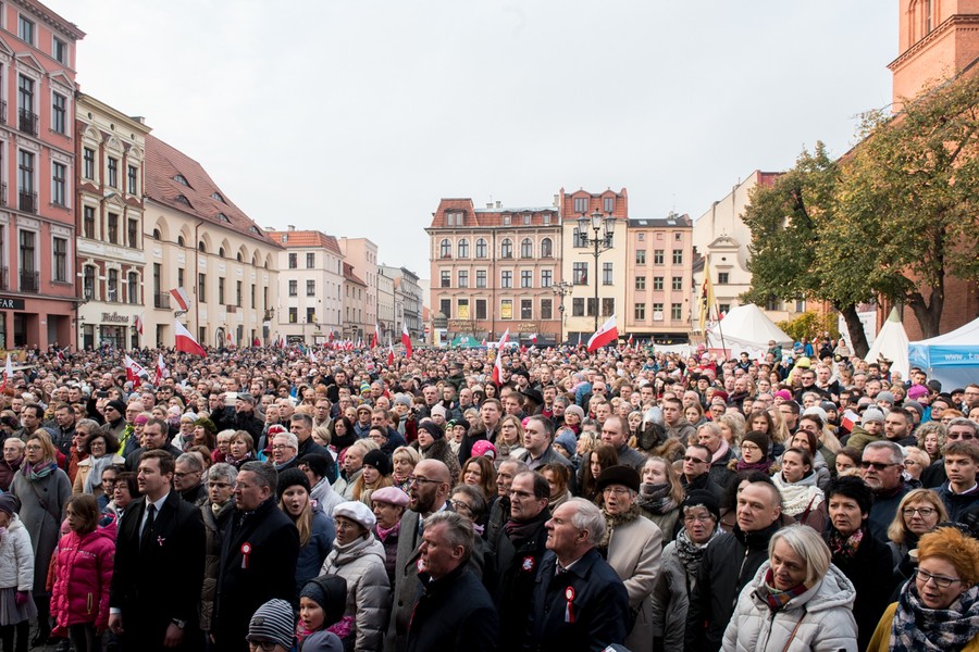 Piknik patriotyczny na toruńskiej Starówce, fot. Łukasz Piecyk