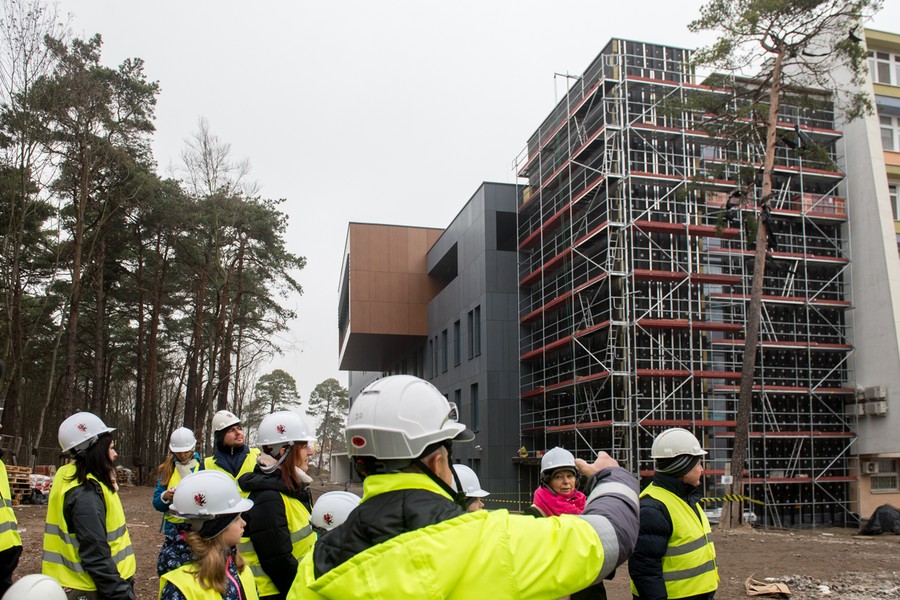 Zwiedzanie szpitala na Bielanach, fot. Łukasz Piecyk