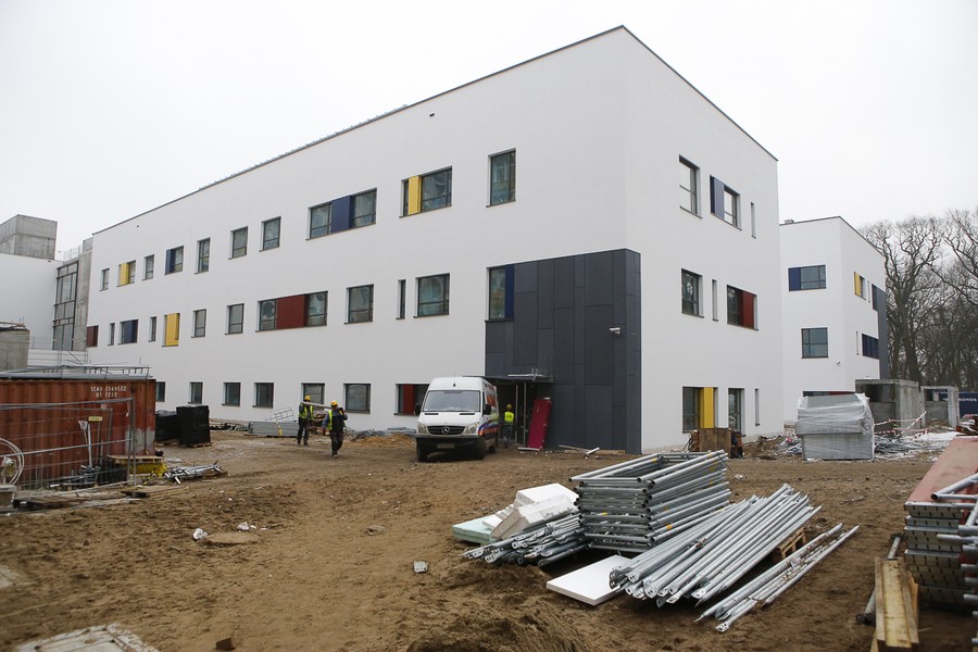 Budowany nowy kompleks Wojewódzkiego Szpitala Zespolonego w Toruniu, fot. Mikołaj Kuras.