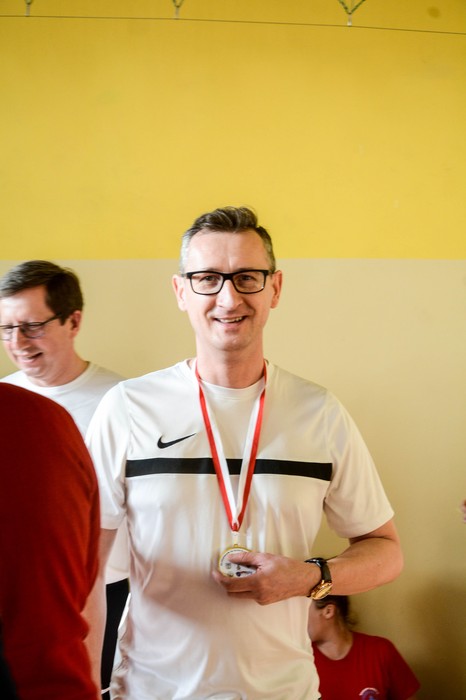 W sobotę 16 lutego w Kruszwicy odbyła się impreza „100 kilometrów na stulecie niepodległości”, podczas której 130 uczestników pokonało dystans 100 km na egrometrach wioślarskich, w myśl hasła „Kręcimy kilometry dla Niepodległej”, fot. Urząd Miejski w Kruszwicy