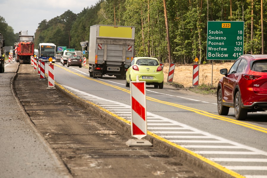 Budowa ronda w Białych Błotach (powiat bydgoski), fot. Filip Kowalkowski