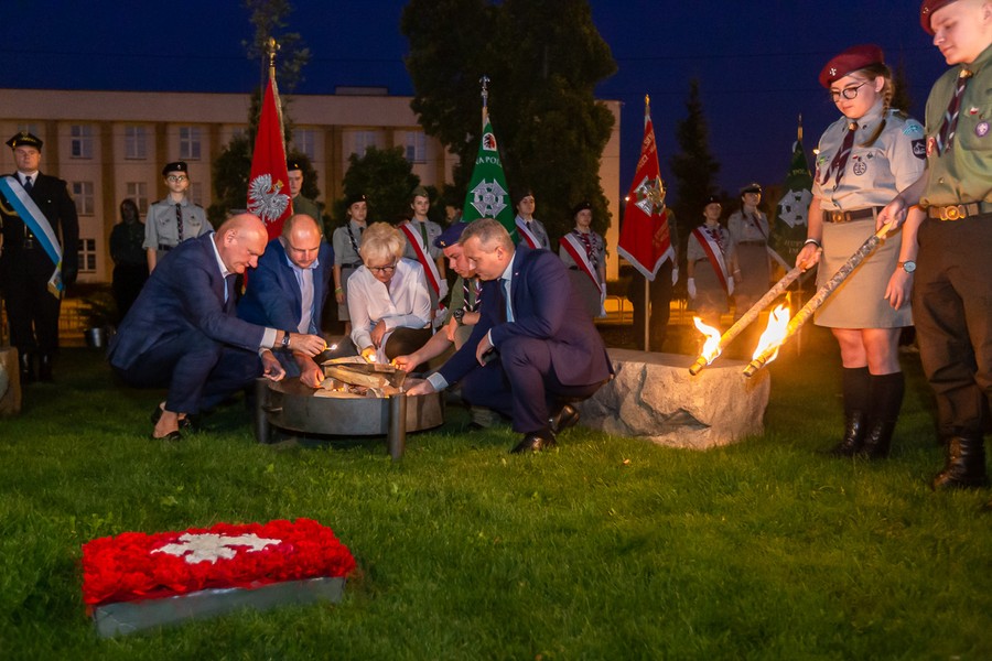 Wojewódzkie obchody 80. rocznicy wybuchu II wojny światowej, fot. Szymon Zdziebło www.tarantoga.pl