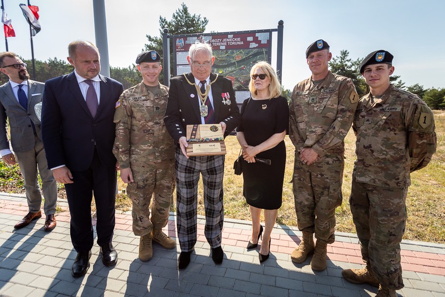 Wojewódzkie obchody 80. rocznicy wybuchu II wojny światowej, fot. Szymon Zdziebło www.tarantoga.pl