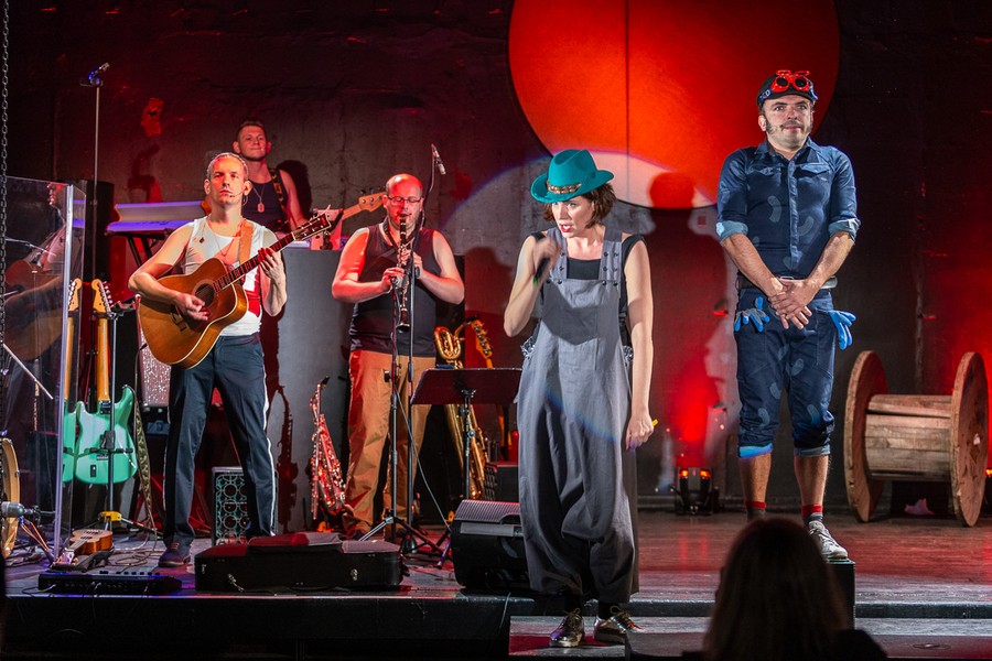 Próba medialna spektaklu „Dymny: Siedem bestii moich” w toruńskim Teatrze Muzycznym, fot. Szymon Zdziebło/tarantoga.pl