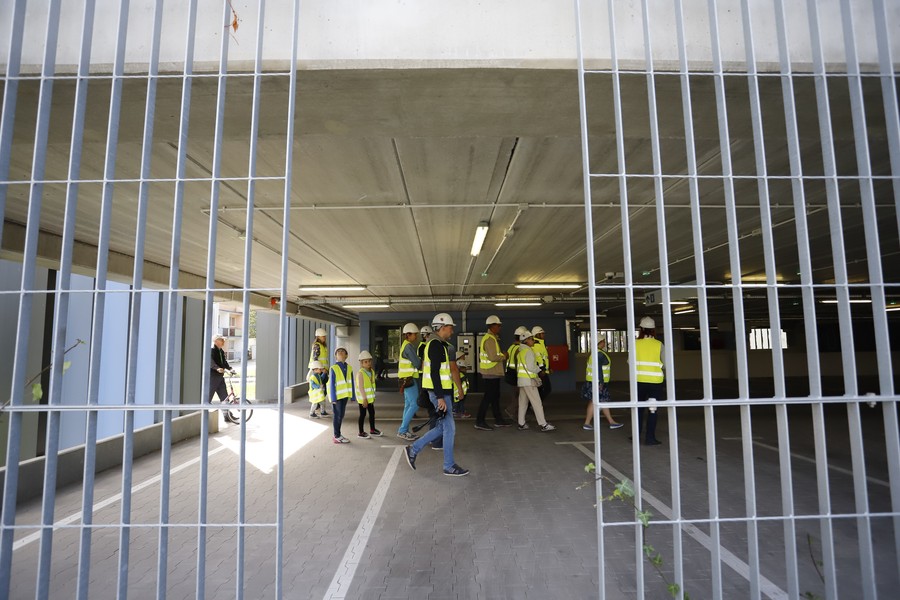 Zwiedzanie placu budowy WSZ w Toruniu, fot. Mikołaj Kuras