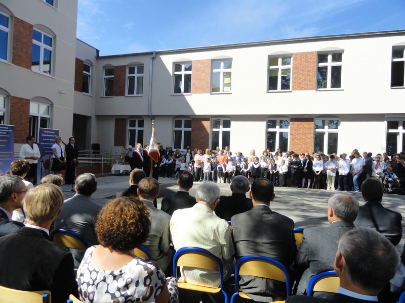 Otwarcie nowego budynku dydaktycznego w Ośrodku im. L. Braille'a