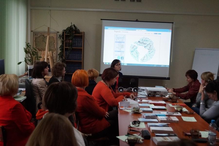 Tgxedo - ćwiczenia chmur wyrazów, fot. Wojciech Niedźwiedziński