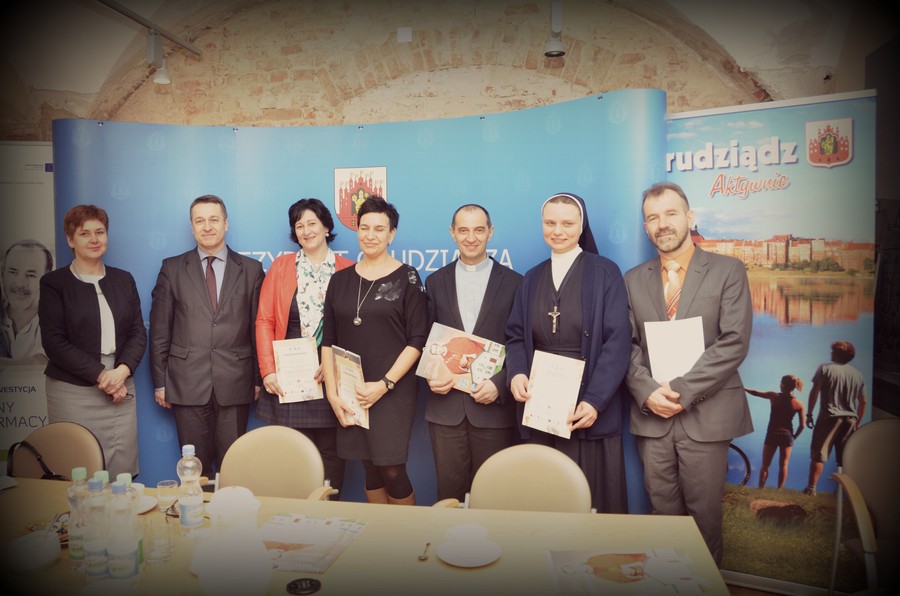 Goście, opiekunowie i organizatorzy konkursu