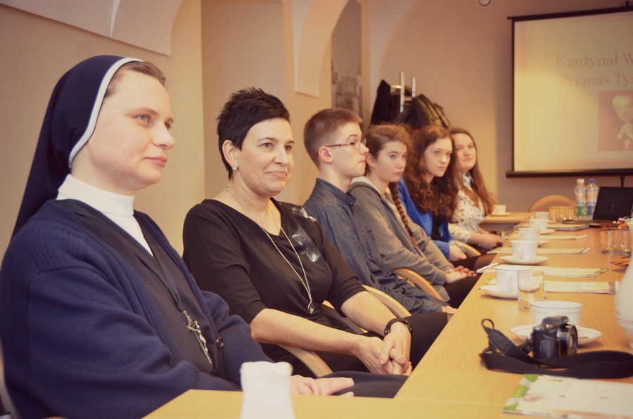 Uczniowie z gimnazjum z Zieleniu i Wąbrzeźnie wraz z opiekunami