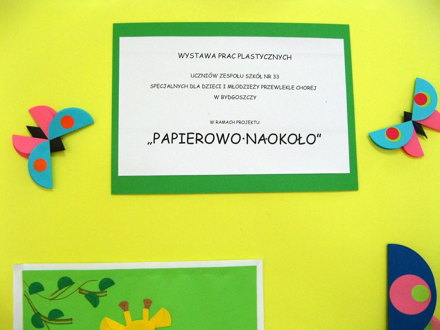 wystawa prac plastycznych uczniów ZS Nr 33 zaprezentowana w trakcie bydgoskiego konkursu i przeglądu origami