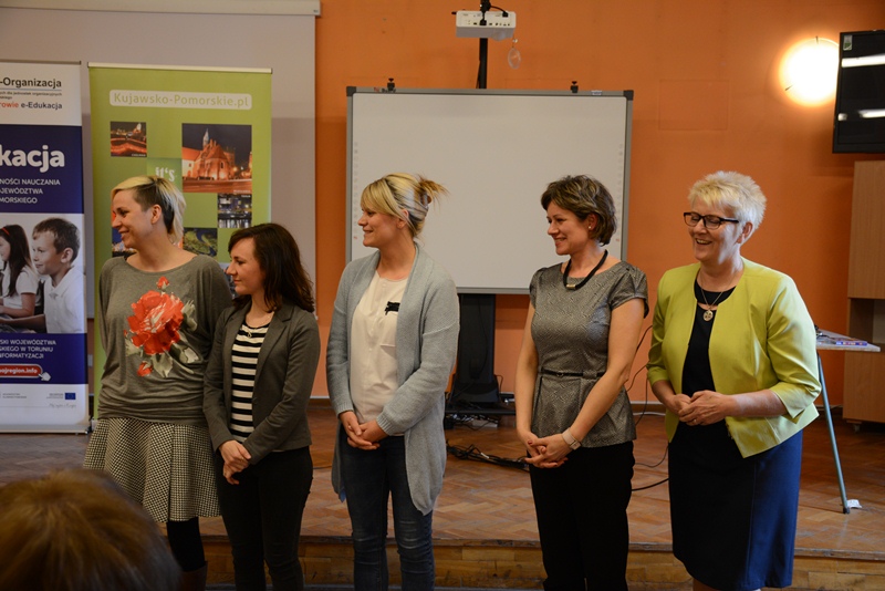 Nauczycielki Przedszkoli Miejskich nr 4 i 17 w Toruniu-zdobywczynie III miejsca w konkursie