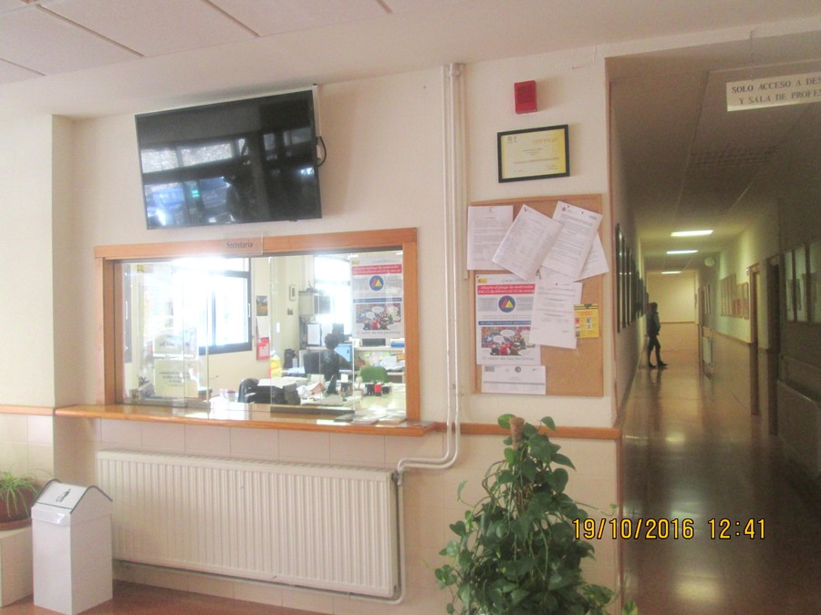 Funkcjonalny sekretariat w Instytucie hiszpańskim w Andorze