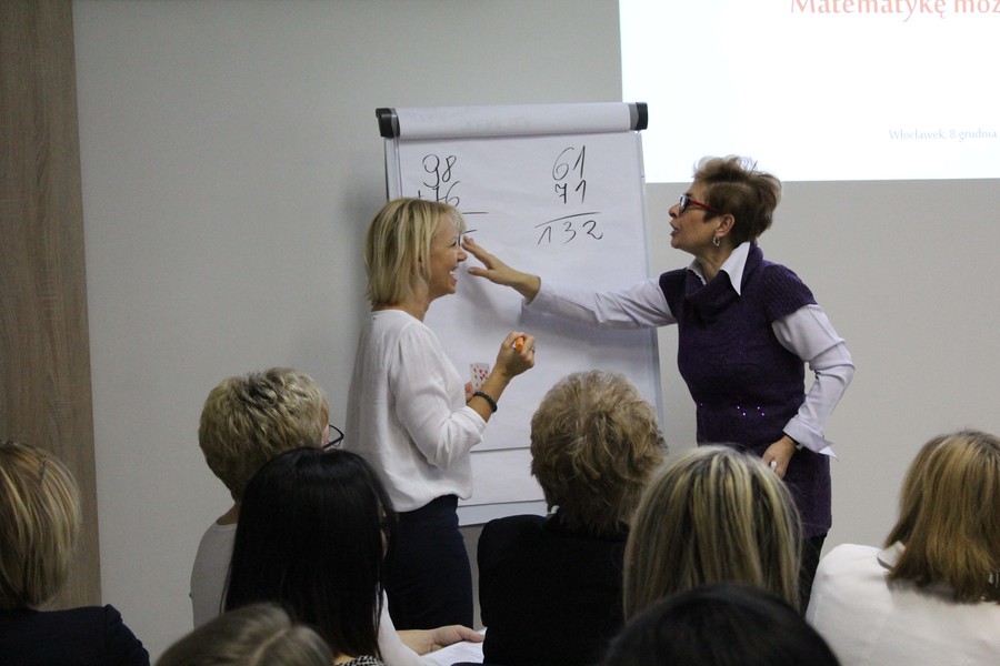 Elżbieta Gyzińska podczas prezentacji Wesoła matematyka