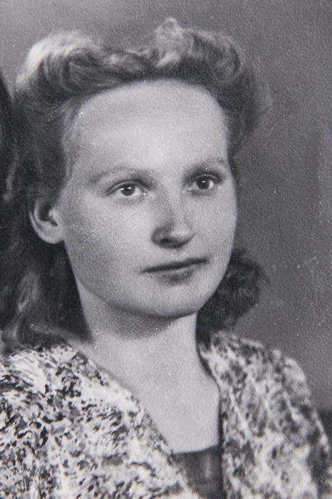 Pani Kazimiera Karwacka w młodości, fot. archiwum rodzinne