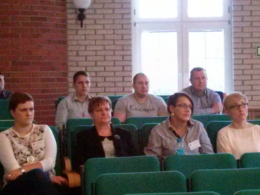 Uczestnicy szkolenia „Rola i zadania członków zespołu interdyscyplinarnego w zakresie przeciwdziałania przemocy w rodzinie”, 9-11.12.2015 r., fot. Biuro Wsparcia Rodziny i Przeciwdziałania Przemocy