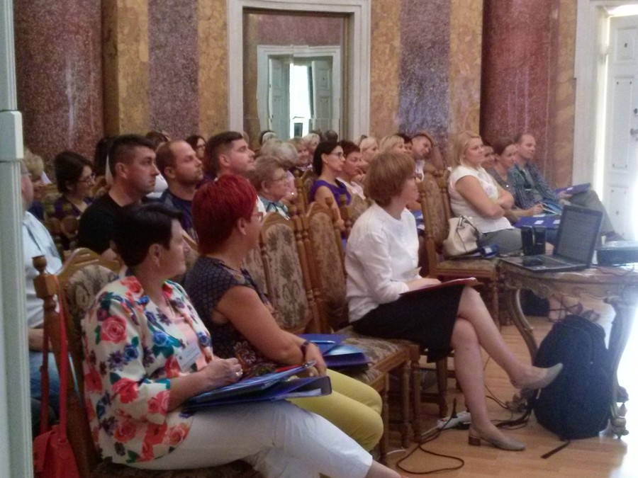 Uczestnicy szkolenia „Wspólnie przeciw przemocy” Lubostroń, 12-14.09.2016 r., fot. Biuro Wsparcia Rodziny i Przeciwdziałania Przemocy