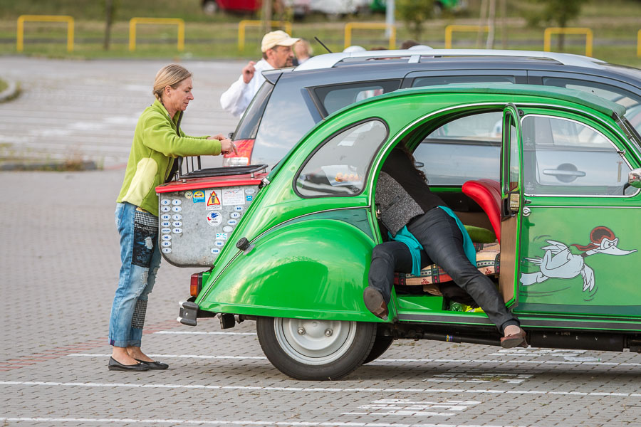 Otwarcie 21. Międzynarodowego Zlotu Miłośników Citroëna 2CV w Toruniu (3), fot. Szymon Zdziebło