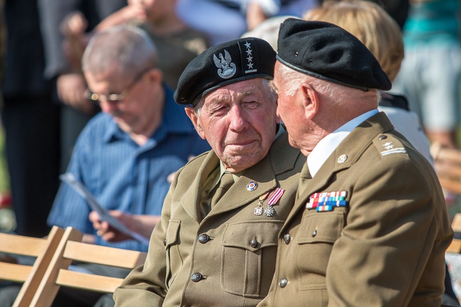 Obchody 71. rocznicy wybuchu Powstania Warszawskiego, Toruń, fot. Szymon Zdziebło