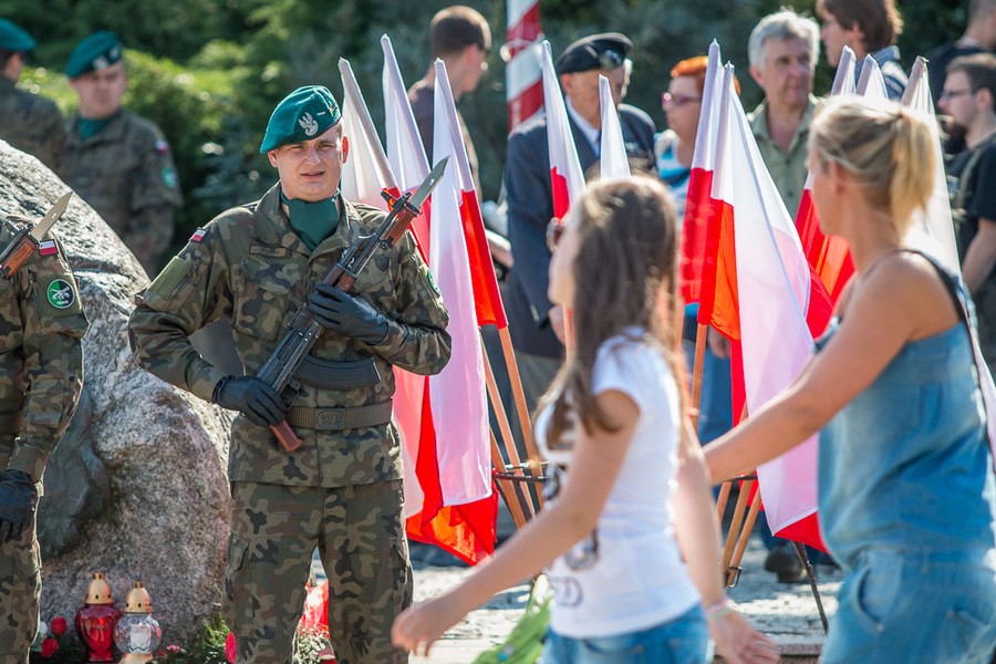 Obchody 71. rocznicy wybuchu Powstania Warszawskiego, Toruń, fot. Szymon Zdziebło