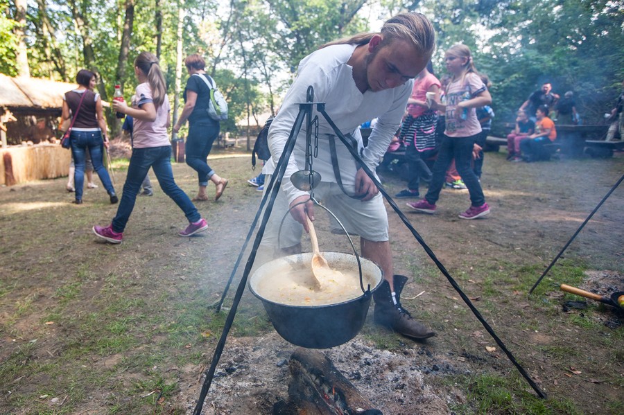 Festyn Archeologiczny w Biskupinie, 17.09.2015, fot. Andrzej Goiński