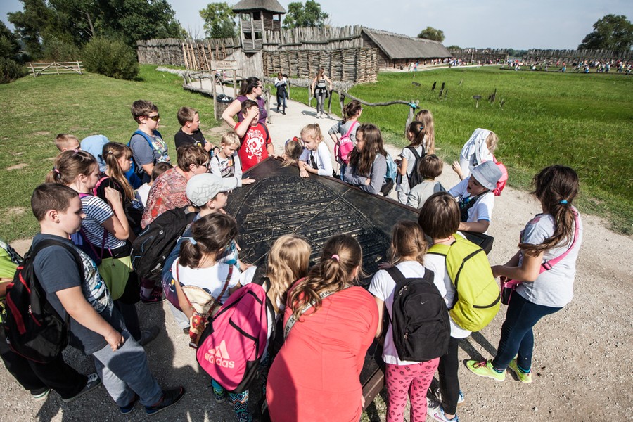 Festyn Archeologiczny w Biskupinie, 17.09.2015, fot. Andrzej Goiński