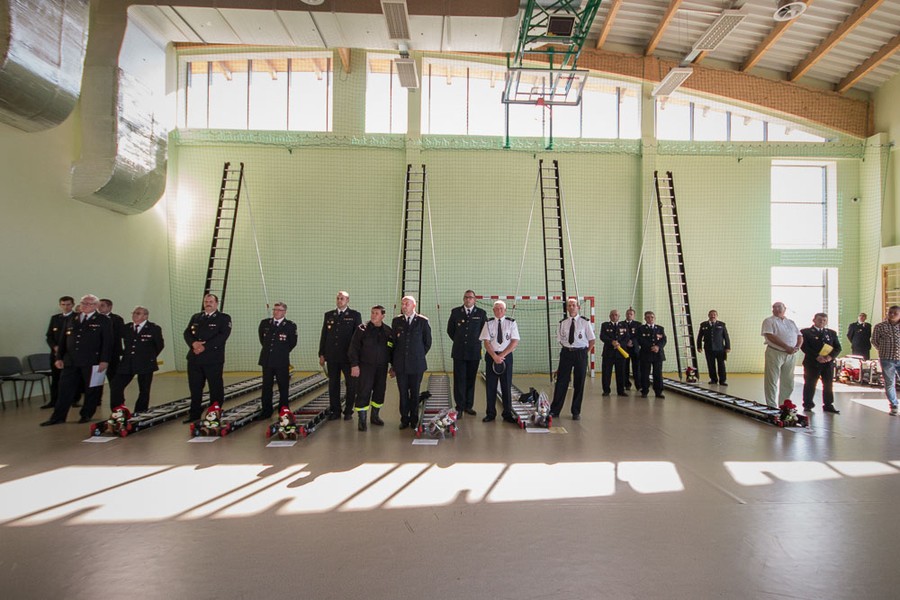 Uroczystość wręczenia sprzętu strażakom w Boniewie, fot. Szymon Zdziebło