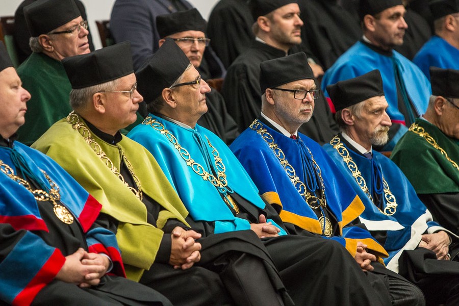 Uroczysta inauguracja roku akademickiego na Uniwersytecie Mikołaja Kopernika w Toruniu, fot. Szymon Zdziebło