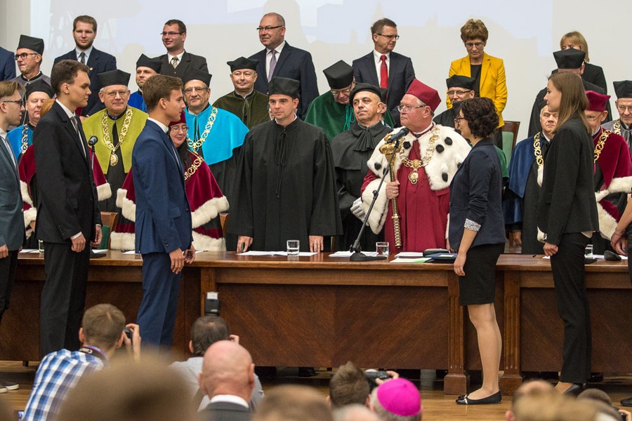 Uroczysta inauguracja roku akademickiego na Uniwersytecie Mikołaja Kopernika w Toruniu, fot. Szymon Zdziebło