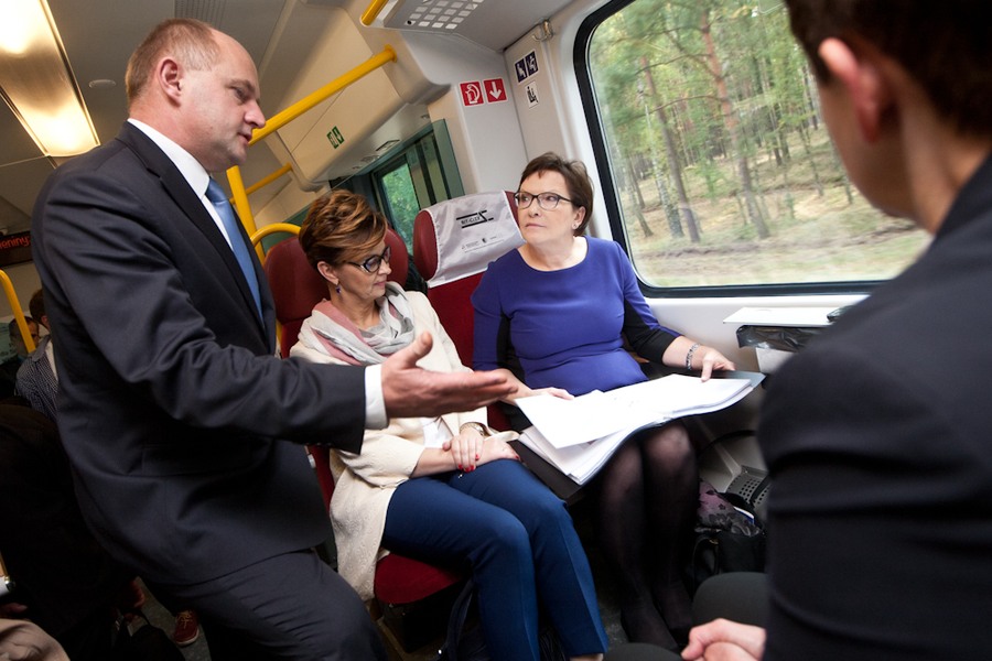 Przejazd pociągiem typu elf z Torunia do Bydgoszczy, fot. Andrzej Goiński
