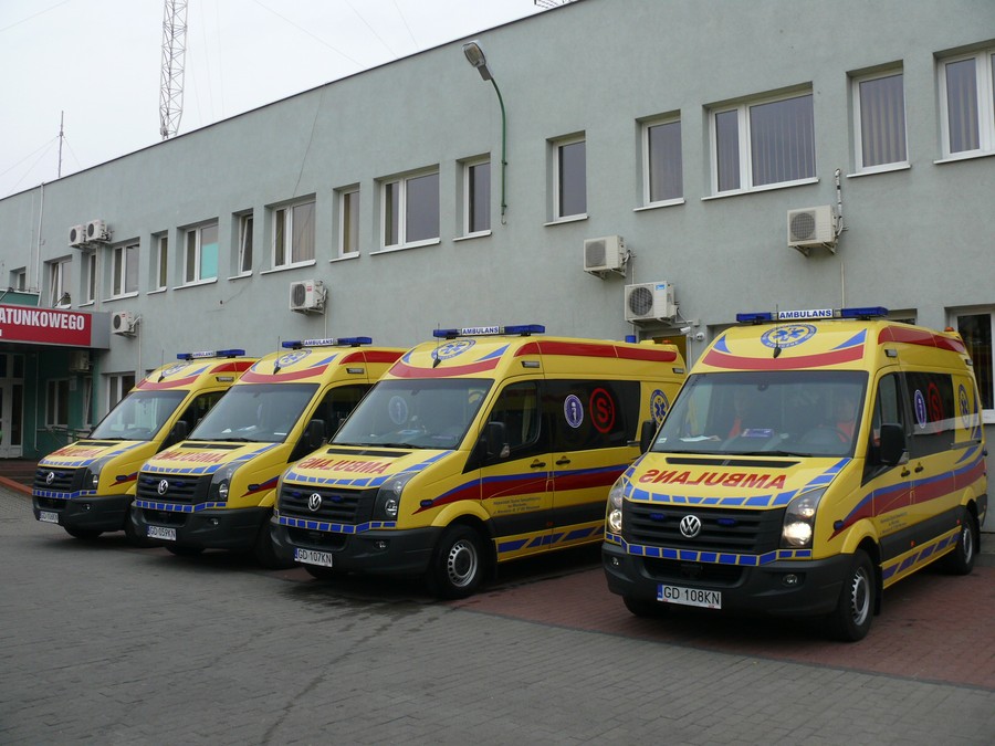 Uroczyste przekazanie karetek, Włocławek 15 października, fot. WSS Włocławek