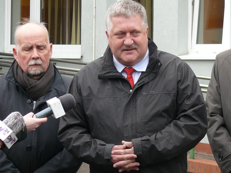 Uroczyste przekazanie karetek, Włocławek 15 października, fot. WSS Włocławek