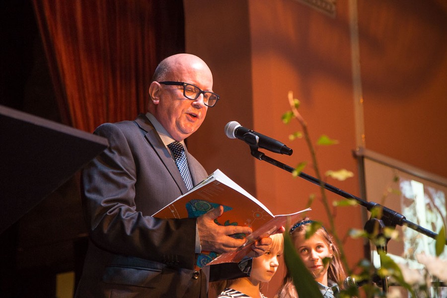 Uroczystość wręczenia nagród podczas 18. Międzynarodowego Konkursu Twórczości Plastycznej Dzieci i Młodzieży „Zawsze zielono, zawsze niebiesko”, fot. Szymon Zdzieblo/tarantoga.pl