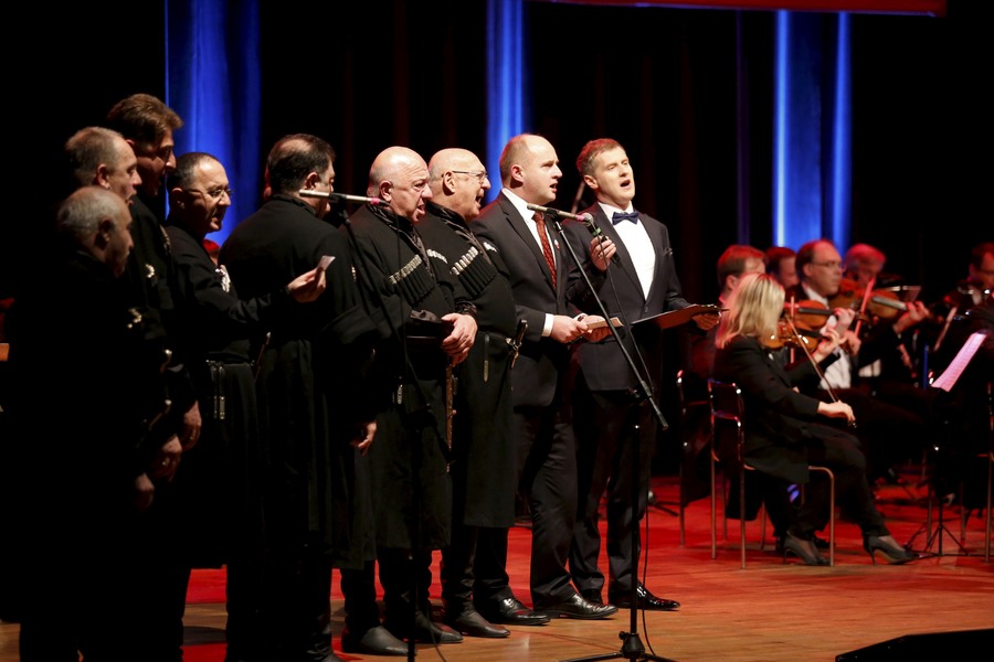 Koncert „Kujawsko-pomorskie śpiewanie z gwiazdami” z okazji Narodowego Święta Niepodległości, fot. Mikołaj Kuras