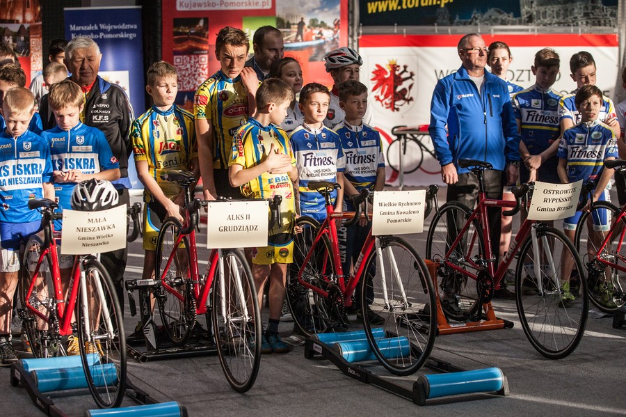 Oficjalna inauguracja działalności Kujawsko-Pomorskich Szkółek Kolarskich, fot. Andrzej Goiński