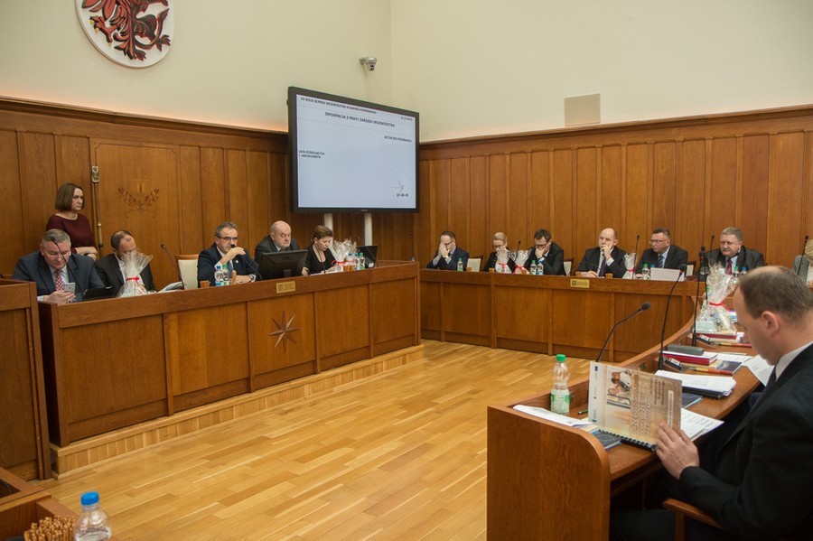 XV sesja sejmiku, fot. Szymon Zdziebło.