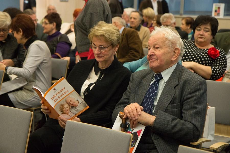 Seminarium na temat działalności na rzecz seniorów, fot. Szymon Zdziebło/tarantoga.pl