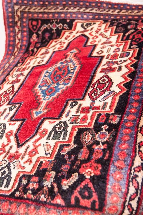 Dywan podarowany przez Ambasadora Islamskiej Republiki Iranu Ramina Mehmanparasta, fot. Andrzej Goiński