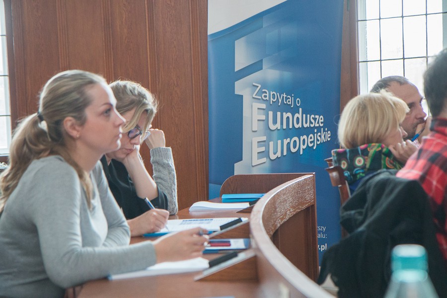 Środa z funduszami unijnymi w Toruniu, fot. Szymon Zdziebło/tarantoga.pl