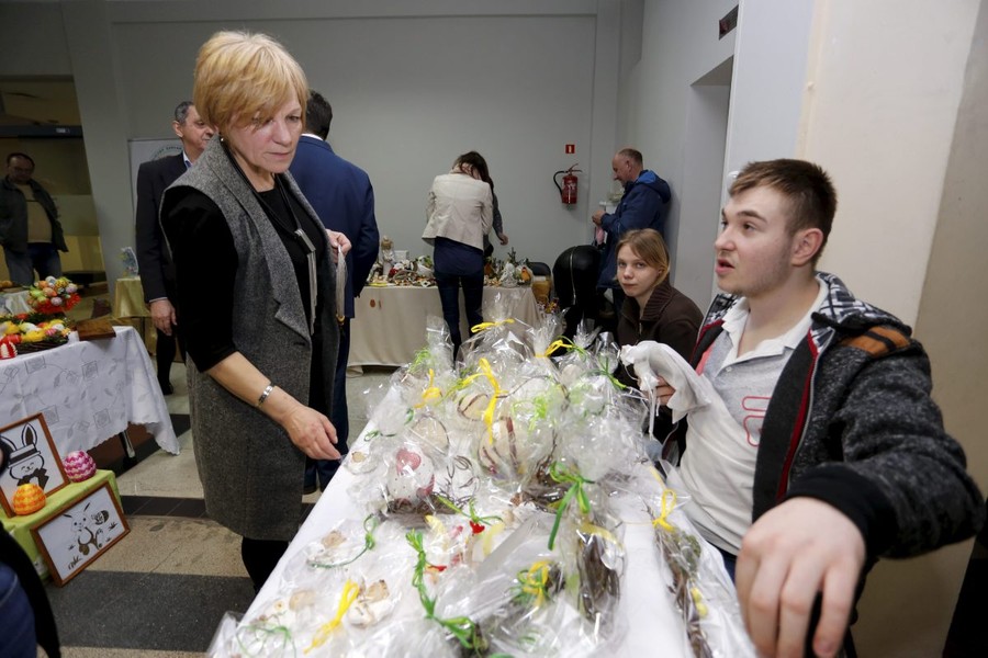 Wystawa rękodzieła osób niepełnosprawnych „My też potrafimy”, fot. Mikołaj Kuras