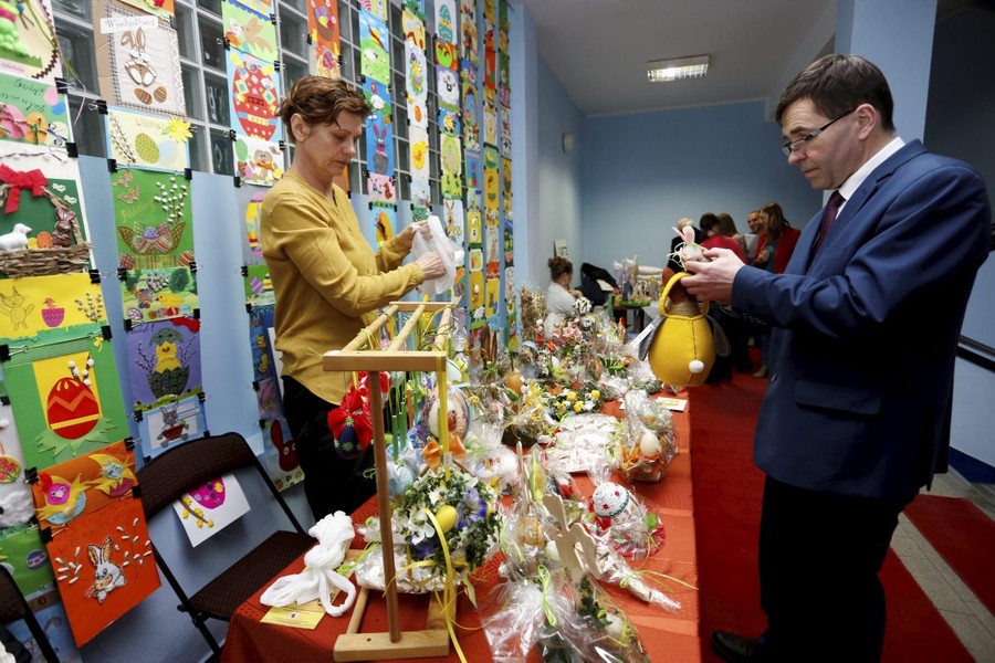 Wystawa rękodzieła osób niepełnosprawnych „My też potrafimy”, fot. Mikołaj Kuras